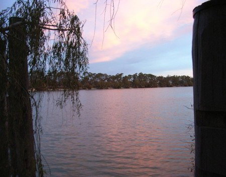 Mannum Caravan Park Cabins - Tourism Caloundra 3
