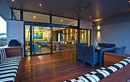 Byron Luxury Beach Houses - Tourism Caloundra 5