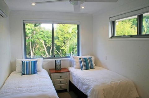 Echoes Beach House - Tourism Caloundra 4