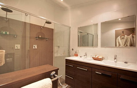 One Tree Bed And Breakfast - Tourism Caloundra 6