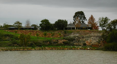 Paringa House B&B Stone Cottages - Tourism Caloundra 7