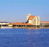 The Lakes Resort Hotel - Tourism Caloundra