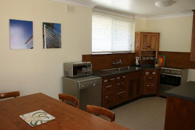 Summerhouse BnB - Tourism Caloundra 1