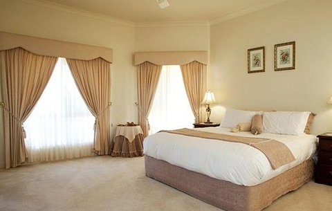 Winemakers Retreat - Tourism Caloundra 5