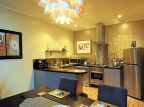 Riverview Rise Retreats - Tourism Caloundra 6