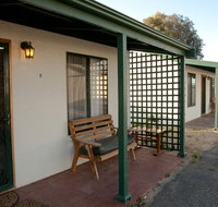 Moonta Bay Road Cabins and Cottages - Tourism Caloundra