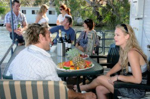 Moving Waters Self Contained Moored Houseboat - Tourism Caloundra 2