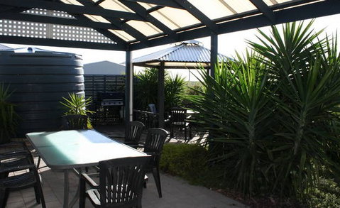 The Harbour View At North Shores Wallaroo - Tourism Caloundra 1