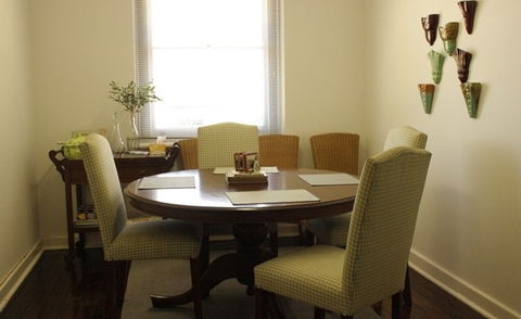 The Matchbox House Bed And Breakfast - Tourism Caloundra 8