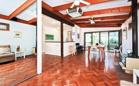 Sea Sand And Scrub Holiday House - Tourism Caloundra 8