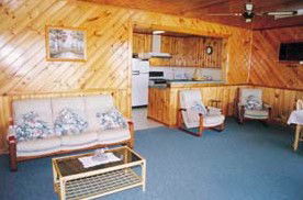 Mundic Grove Cottage - Tourism Caloundra 1