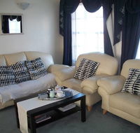 Beachside Apartment - Hove - Tourism Caloundra