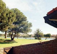 Lake Shore Apartment - Tourism Caloundra