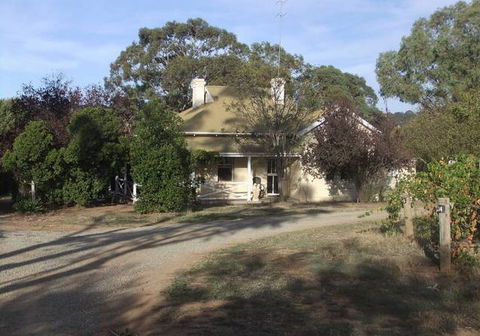 Sweet Briar In The Vines - Tourism Caloundra 7