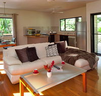 Misty Mountains Tropical Rainforest Romantic Retreat - Tourism Caloundra