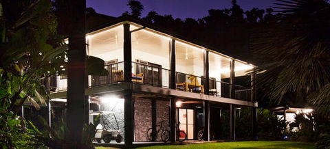 Misty Mountains Tropical Rainforest Romantic Retreat - Tourism Caloundra 9