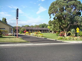 Willaway Motel Apartments - Tourism Caloundra 0