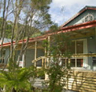 Crays Accommodation - The Esplanade - Tourism Caloundra