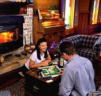 Strahan Colonial Cottages - Tourism Caloundra
