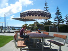 Hillcrest Caravan Park - Tourism Caloundra 0