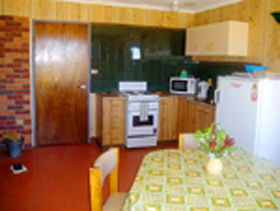 Helvetia Retreat - Tourism Caloundra 0