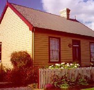 Devonport Historic Cottages - Tourism Caloundra