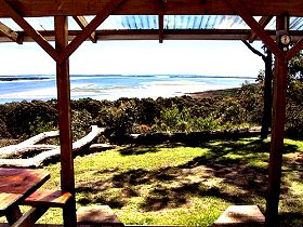 Island View Spa Cottage - Tourism Caloundra 0