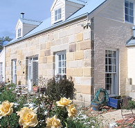 Mulberry Cottage Unique BB and Grannie Rhodes Cultural Heritage Shows - Tourism Caloundra