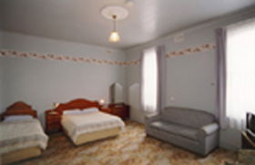 Furners Hotel - Tourism Caloundra 0