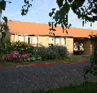 Glasgow Lodge - Tourism Caloundra