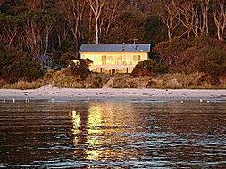 Book White Beach Accommodation Vacations Tourism Caloundra Tourism Caloundra