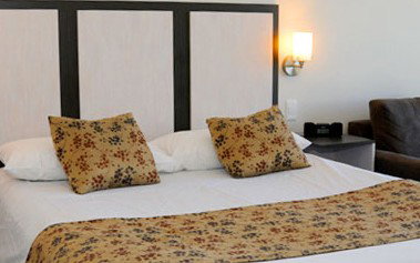 Beachfront Bicheno - Tourism Caloundra 2