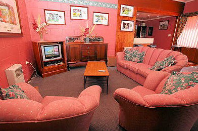 Queenstown Motor Lodge - Tourism Caloundra 4