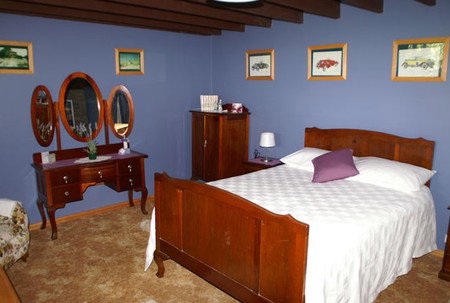 Three Hut Point Waterfront Accommodation - Tourism Caloundra 3