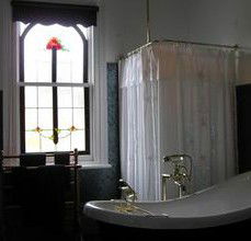 Oakdene Heritage Accommodation - Tourism Caloundra 2