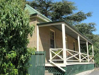 McCauley's Cottage - Tourism Caloundra 1