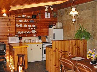 McCauley's Cottage - Tourism Caloundra 4