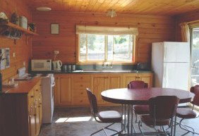 Hubies Hideaway - Tourism Caloundra 3