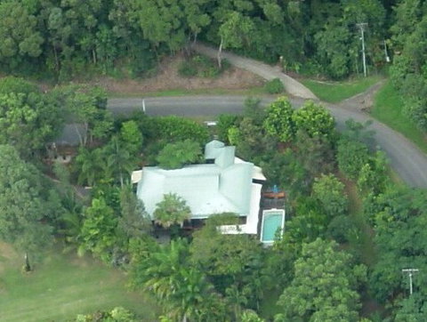 Papillon Bed And Breakfast - Tourism Caloundra 0