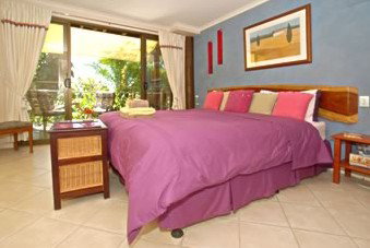 Papillon Bed And Breakfast - Tourism Caloundra 1