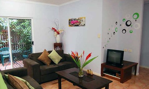 Cairns Sharehouse - Tourism Caloundra 5