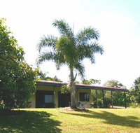 Daintree Mountain View Retreat and Vanilla Beans - Tourism Caloundra