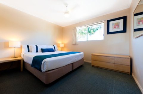 Noosa Sun Motel - Tourism Caloundra 2