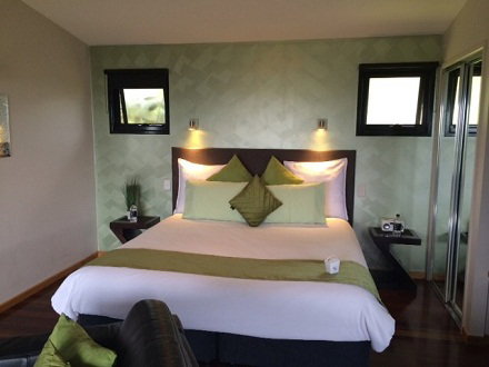 Blue Summit Cottages - Tourism Caloundra 1