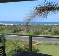 Beach Breakers - Tourism Caloundra