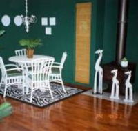 Chalet Chic - Tourism Caloundra