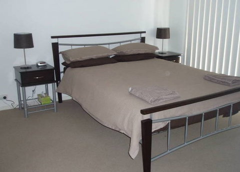 Braddon Element Apartment - Tourism Caloundra 1