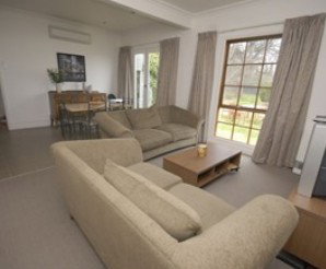 Bowden Cottage - Tourism Caloundra 3
