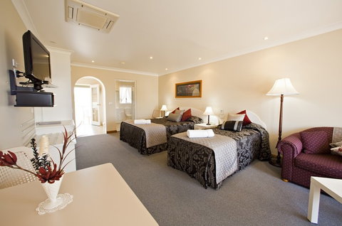 Harbourview Motel Bermagui - Tourism Caloundra 2