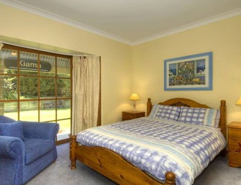 Lavender Views - Tourism Caloundra 1